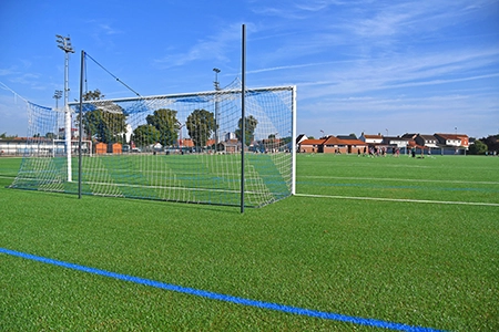 Terrain de football synthétique de la ville d'Arques
