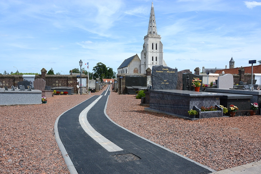 cimetière saint martin_ vue église